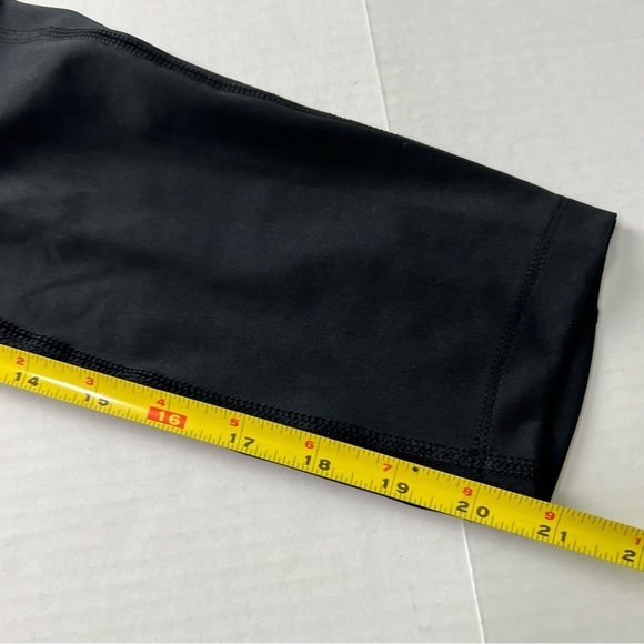 Nike NWT Epic Fast Tight Fit Mid Rise Crop DriFit Legging Size Small - Picture 10 of 12